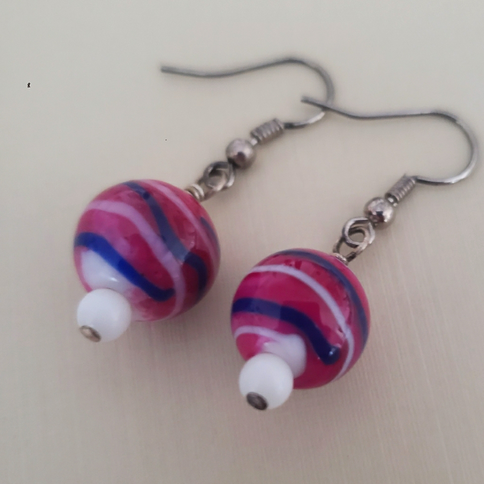 3/$15 Kriaytions Bubble Gum Pink Earrings New